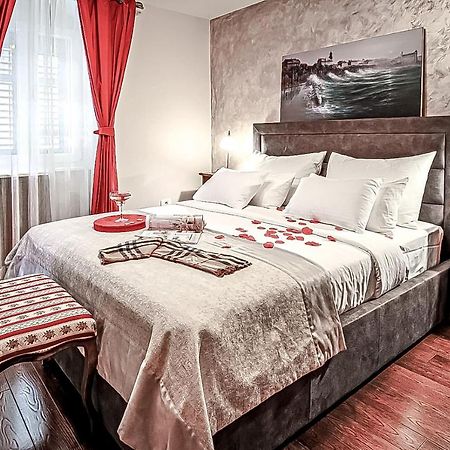 Theatre Luxury Rooms Spalato Esterno foto